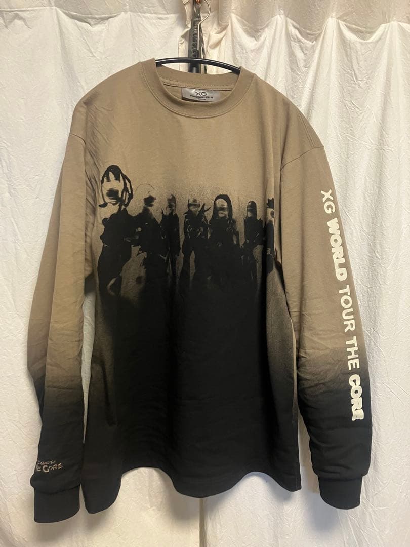 XG WORLD TOUR THE CORE ロングスリーブTシャツ