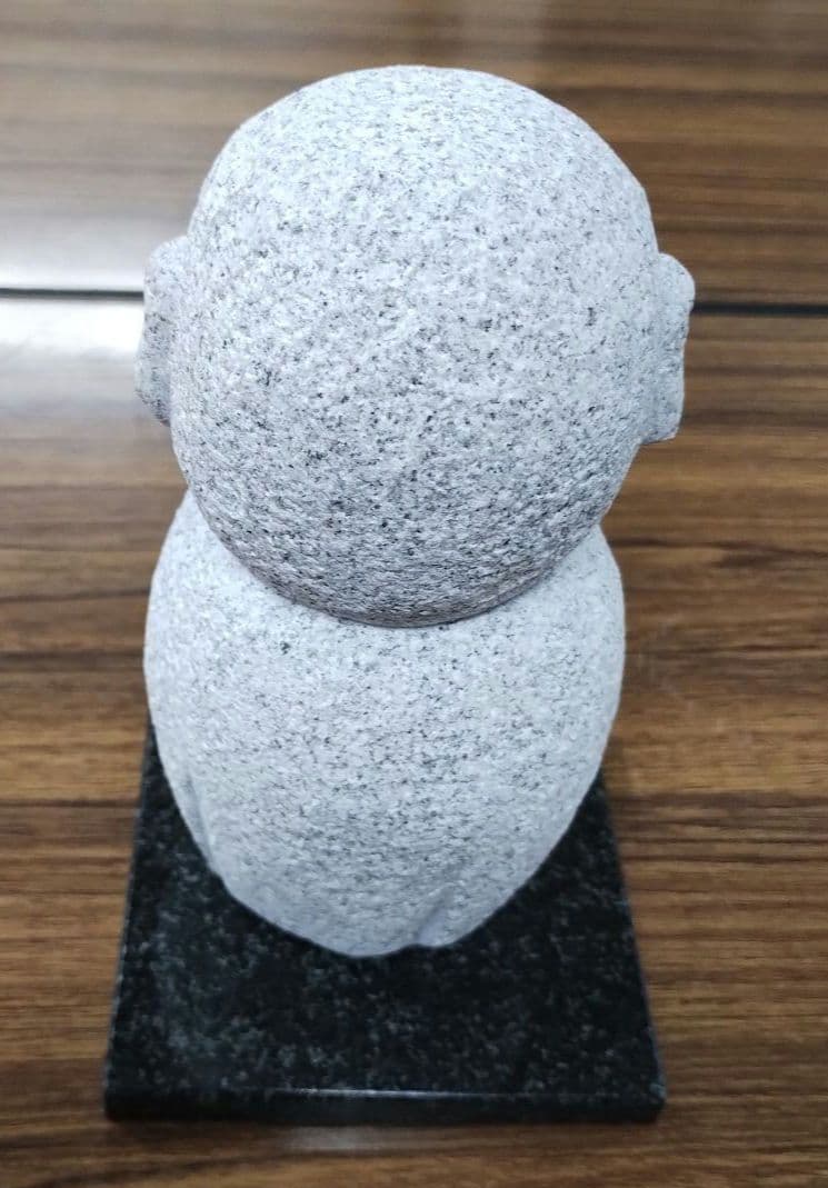 石仏像 お地蔵さん　地蔵菩薩