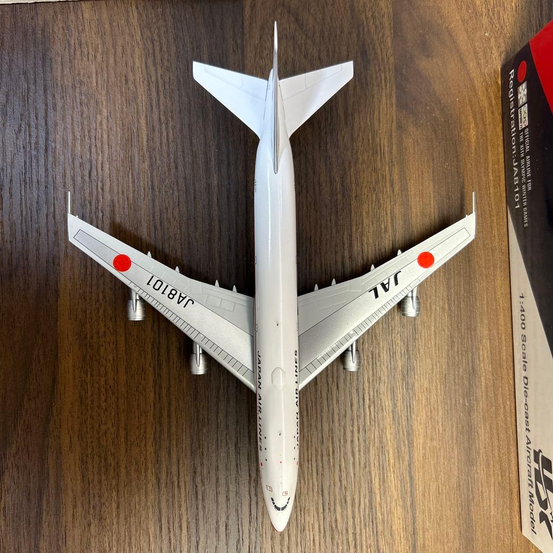 【超精密】B747 -100 JA8101 JAL 日本航空1/400 台座付き