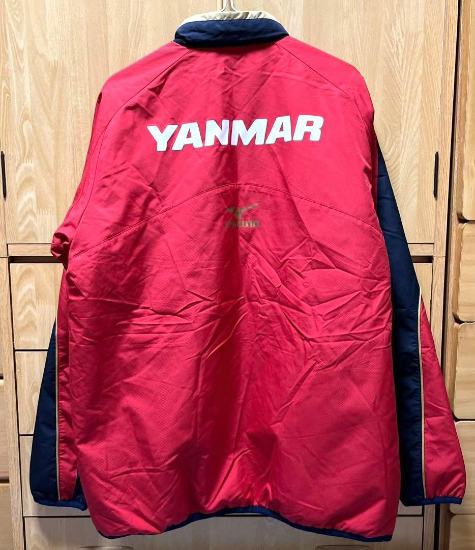 未使用　セレッソ大阪　Mizuno ウィンドブレーカー　ジャンパー　Oサイズ