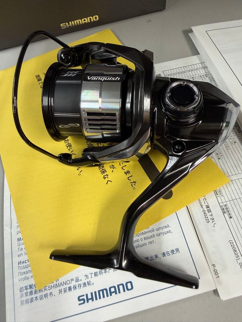 シマノ　23 ヴァンキッシュC2000S スピニングリール