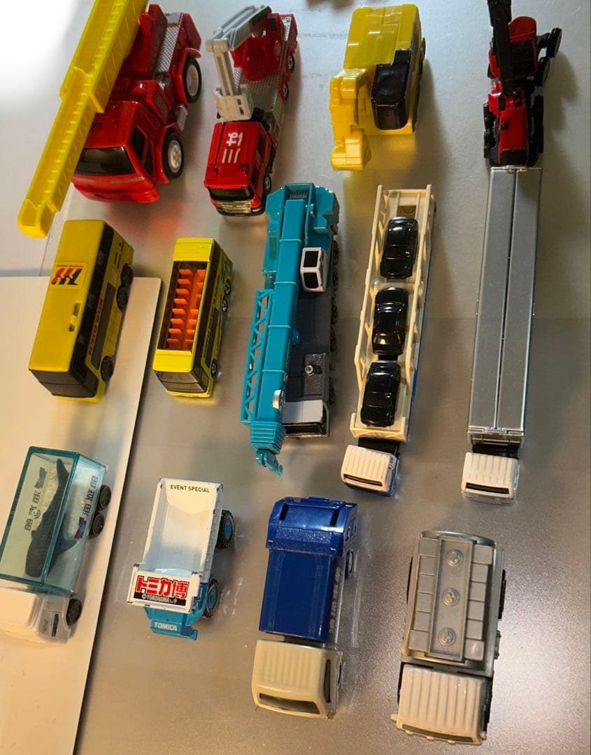 働く車ミニカー13台セット
