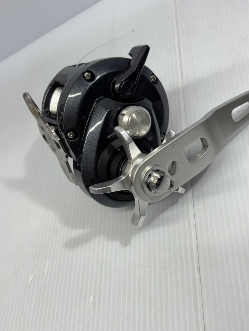 【SHIMANO/シマノ】TORIUM 2000HG リール