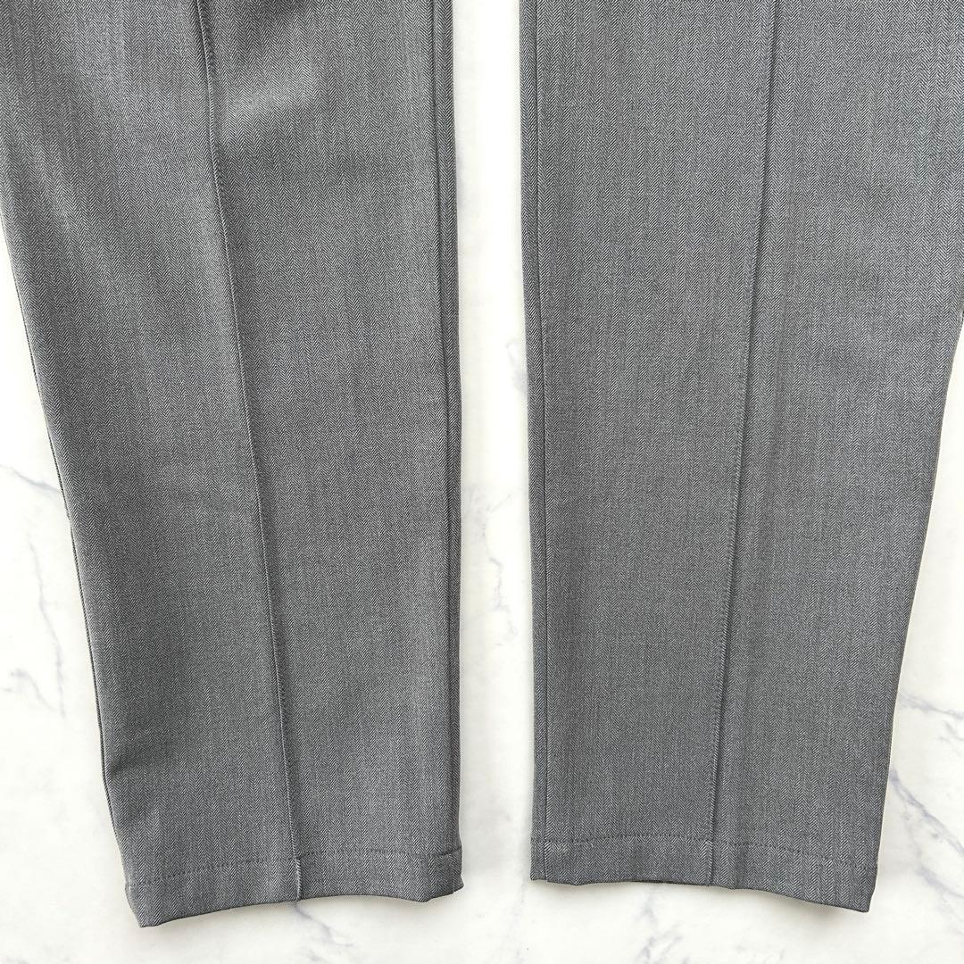 極美品 マークアンドロナ 2023年 ゴルフパンツ ラバーロゴ 裏起毛 グレー