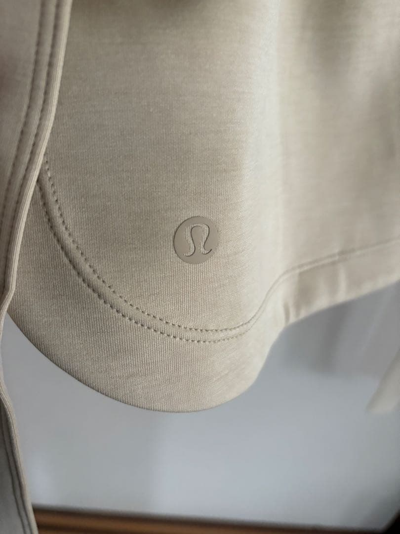 ルルレモン Softstreme Belted Wrap サイズML ジャケット