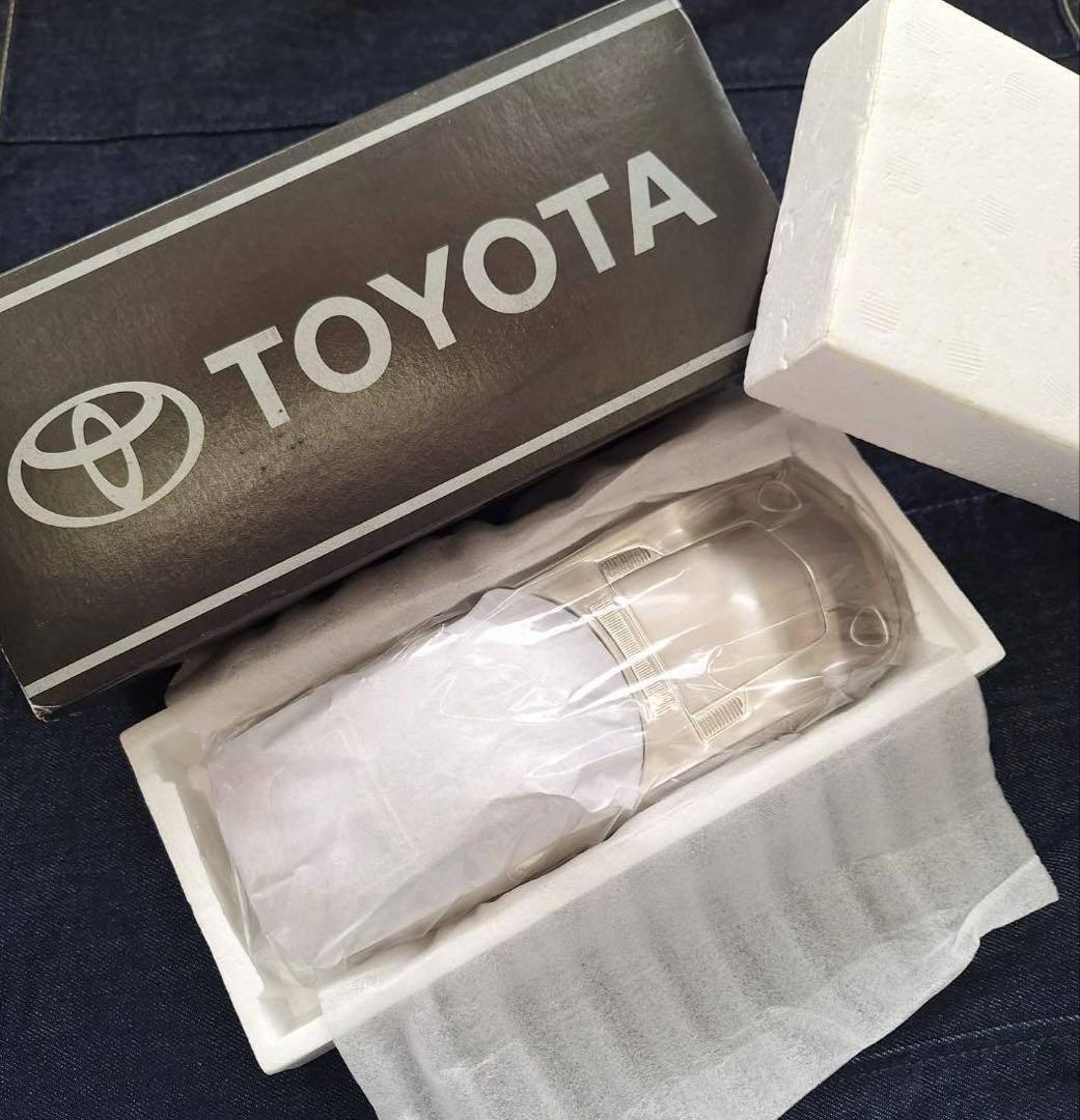 【超希少】TOYOTA 2000GT 幻の名車　トヨタ純正品　非売品