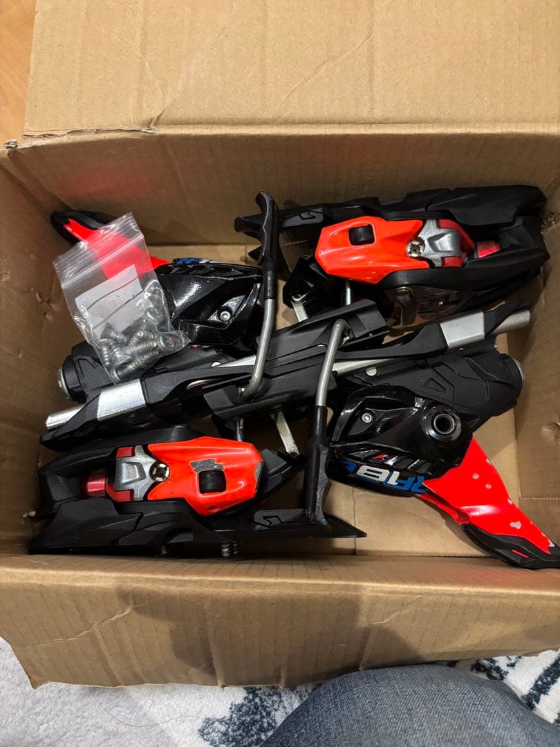 Marker Race ビンディング XCELL 18レッド/ブラック