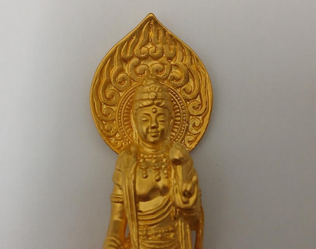 K24 純金製 光則作 聖観世音菩薩像　造幣局検定印入　高さ：約7.7cm