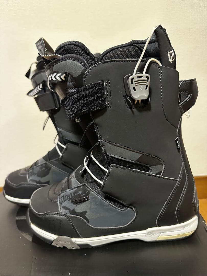 DEELUXE スノーボードブーツ 26.5 ブラック　カモフラ