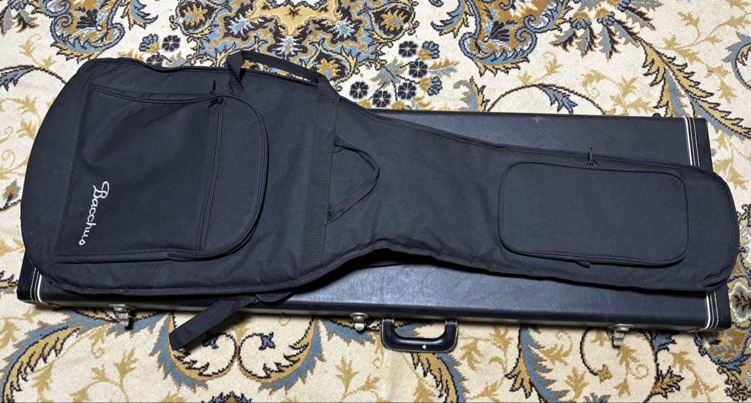 Bacchus エレキベース(コア)