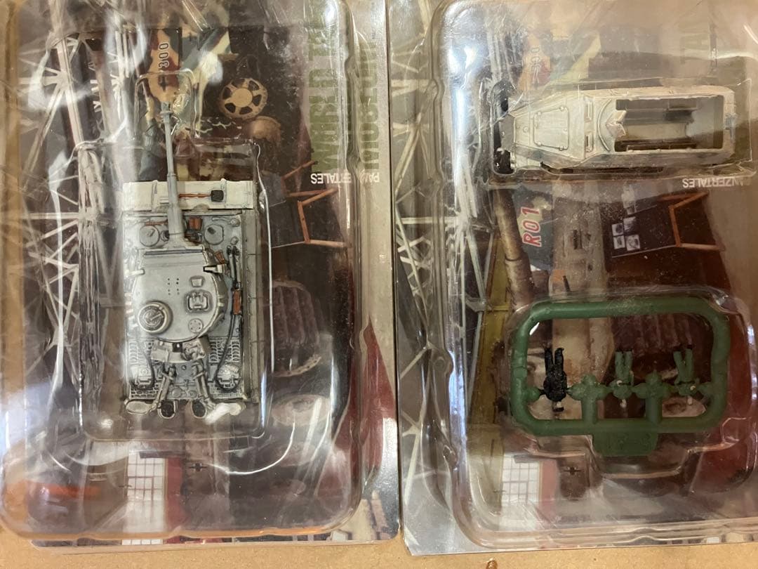 ワールドタンクミュージアム　シリーズ　戦車モデル 迷彩色 １６個セット