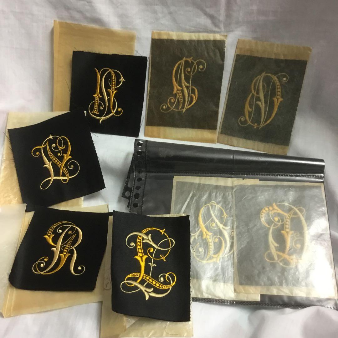 アンティークのレタード刺繍8枚セット