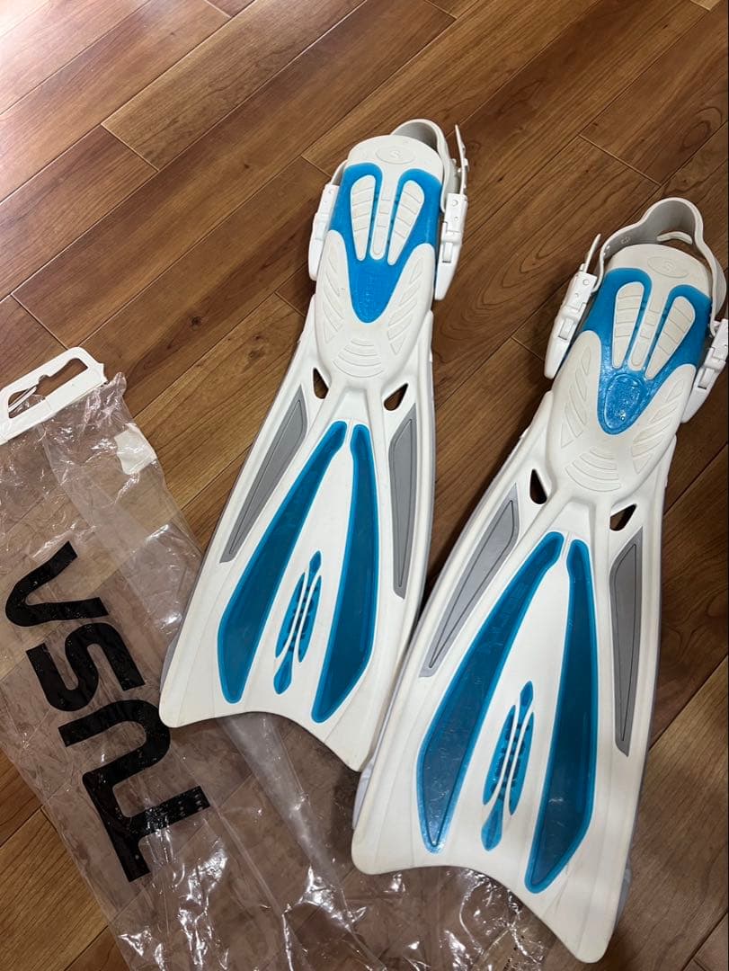 Aqualung ドライスーツ ネイビー/イエロー