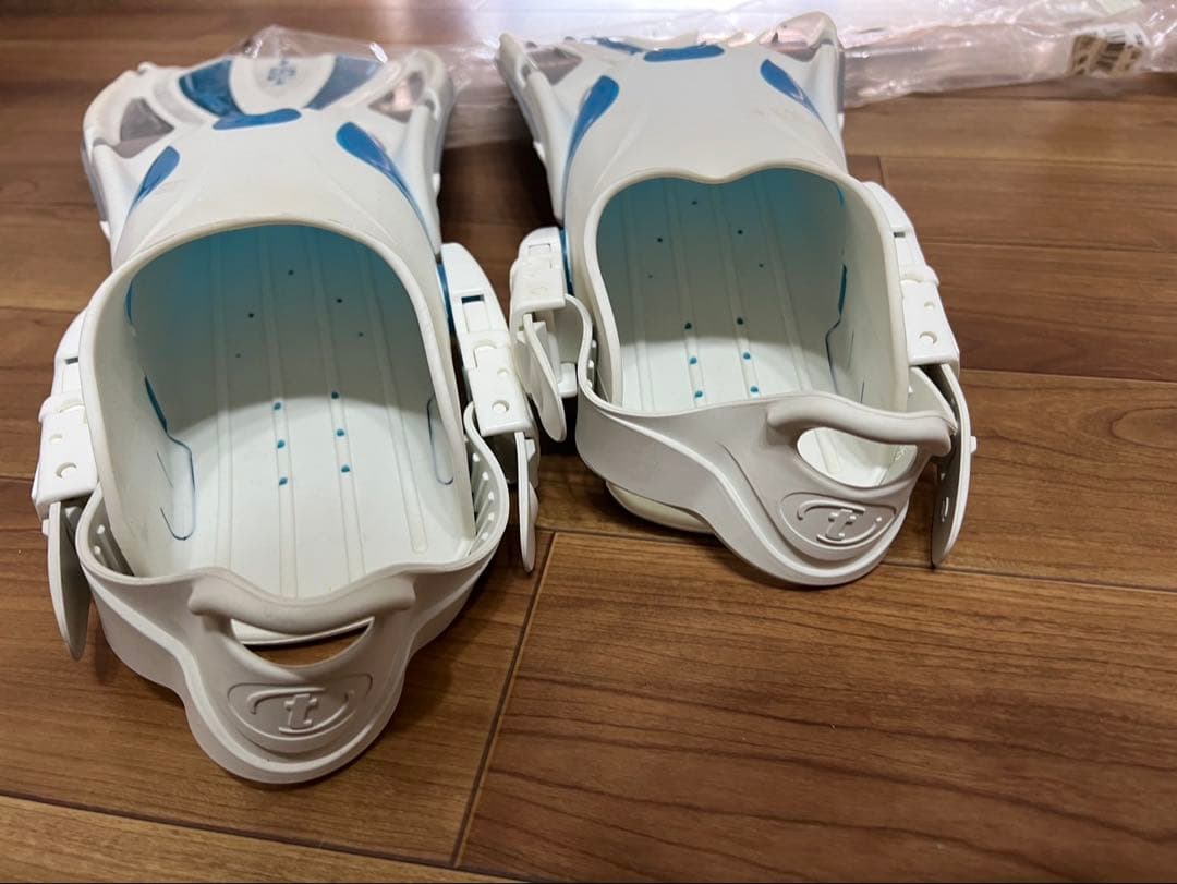 Aqualung ドライスーツ ネイビー/イエロー