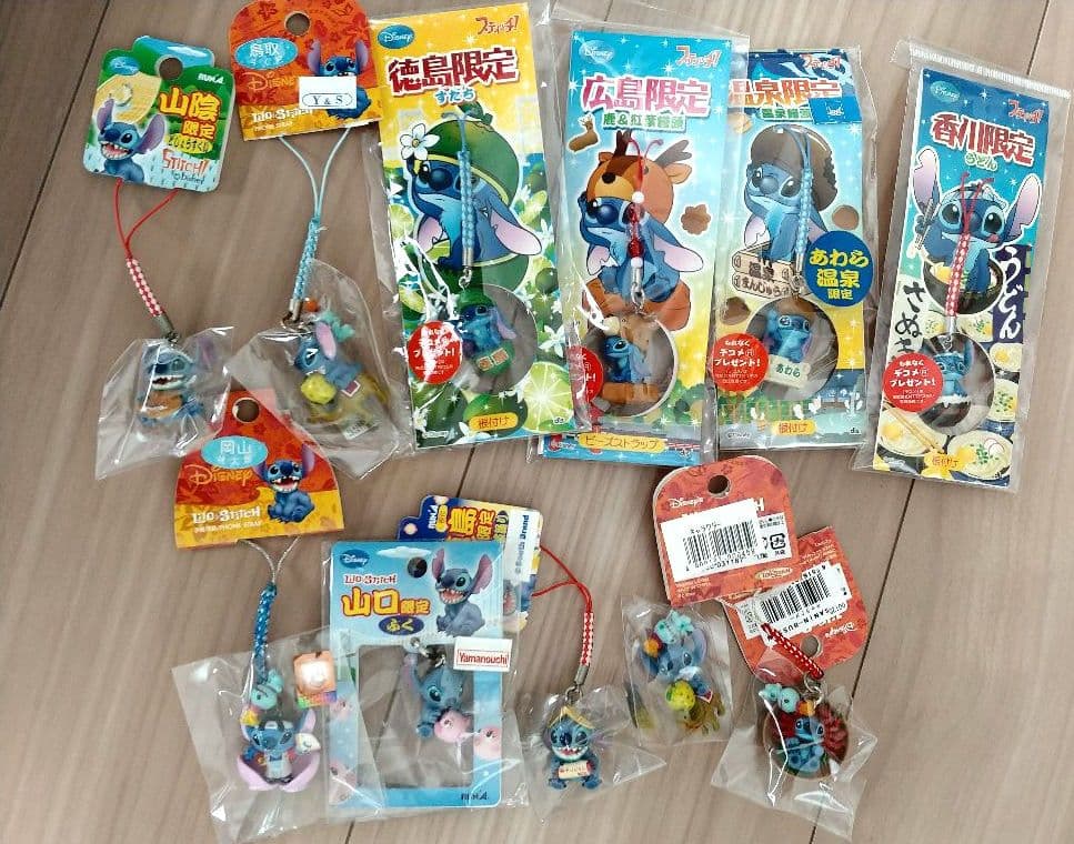 スティッチ　ご当地ストラップ　１１個セット