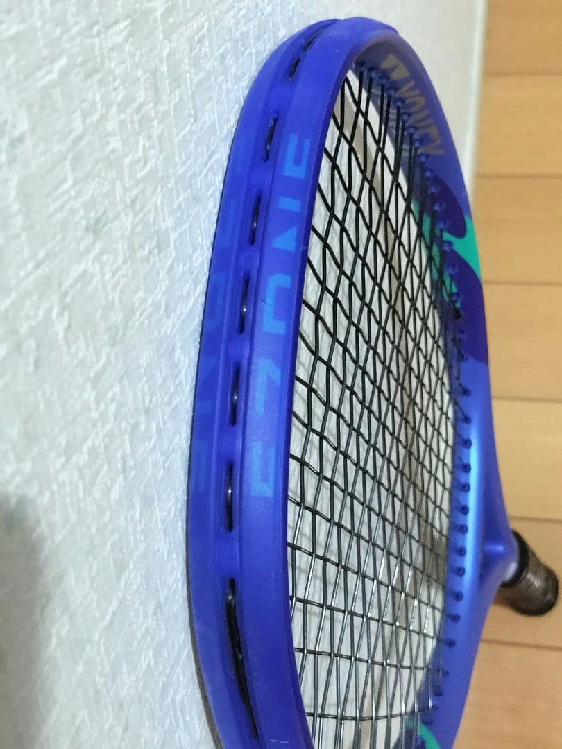 テニスラケットEZONE98 2025モデル 305g グリップ2 イーゾーン