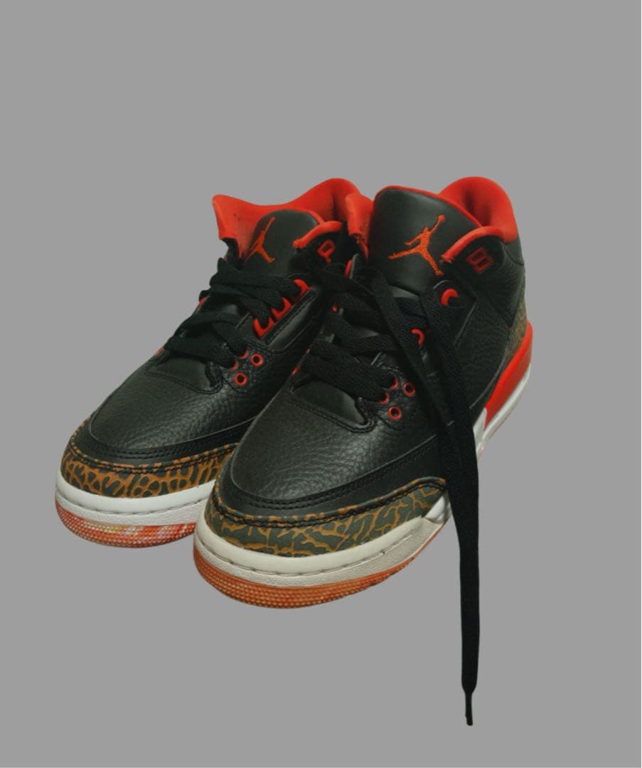 【新品】Jordan エアシューズ ブラック/オレンジ