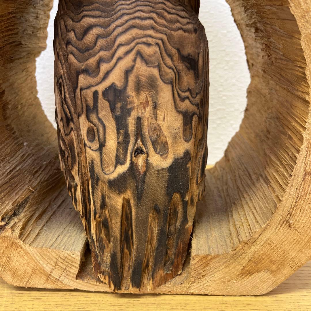 木彫りフクロウ　梟　工芸品　オブジェ