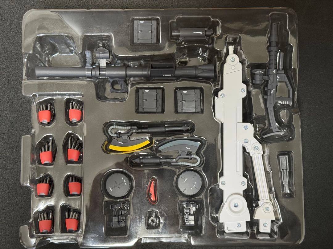 LCOMPOSITE メタルコンポジット シャア専用ザクⅡ