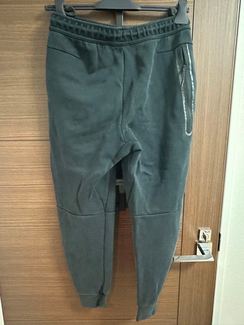 Liverpool FC フード付きジャケット& パンツセット