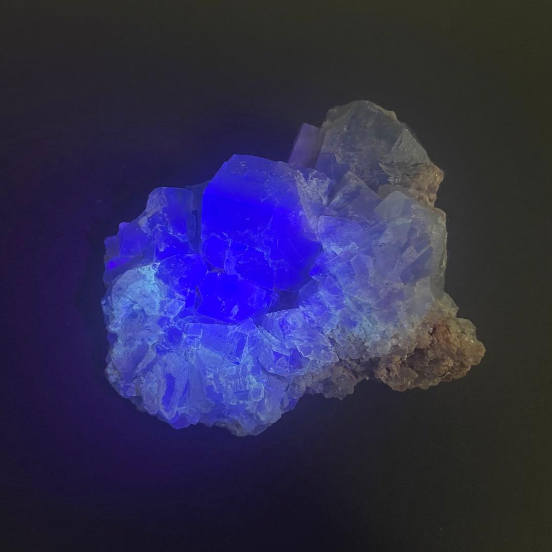 ドイツ産 黒い森 フローライト 蛍石 鉱物標本 原石 ②