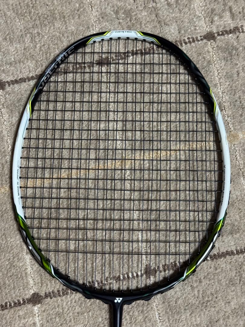 YONEX VOLTRIC FORCE バドミントンラケット