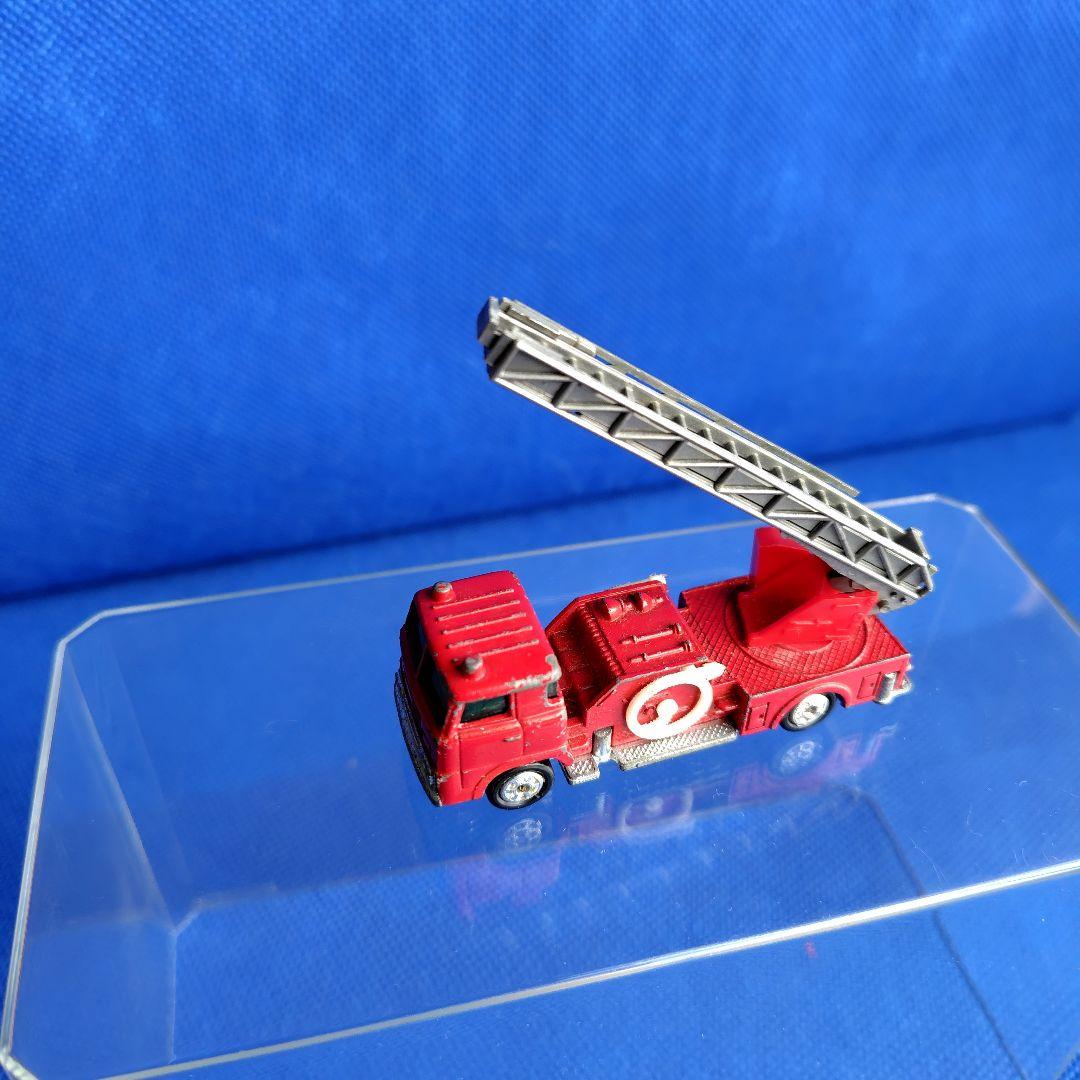 トミカ　日野消防自動車　tomica 昭和レトロ