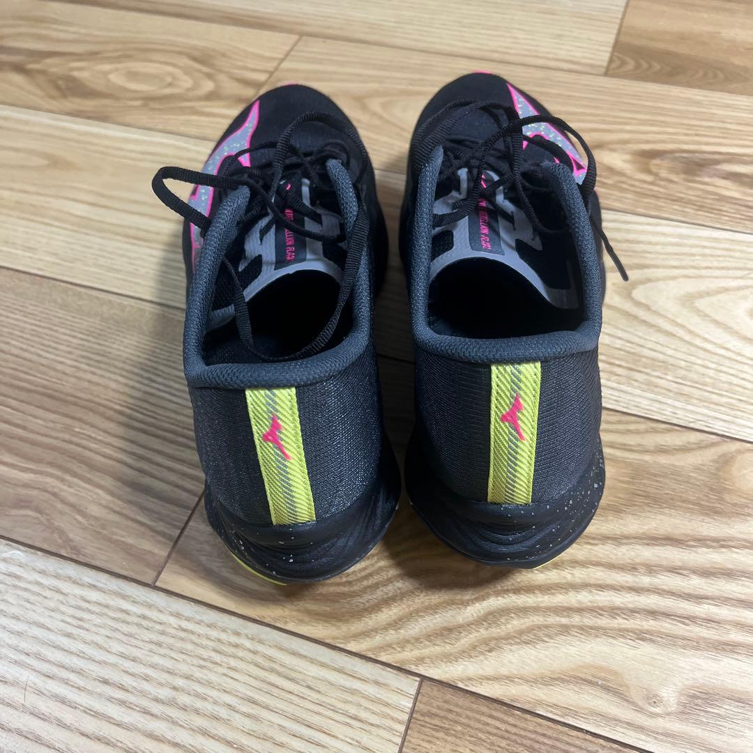 Mizuno Wave Rebellion FLASH2 ブラック/ピンク