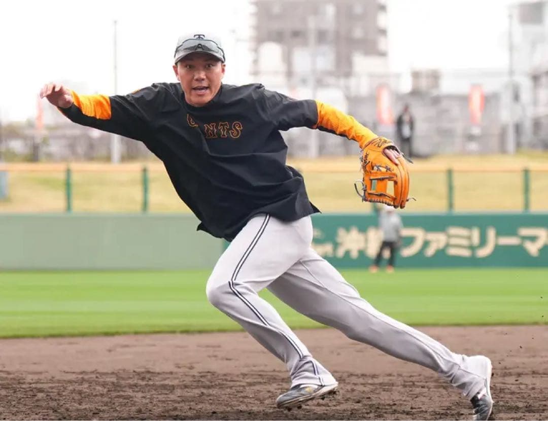 NIKE GIANTS 長袖トレーニングウェア　Lサイズ【最終値下げ】