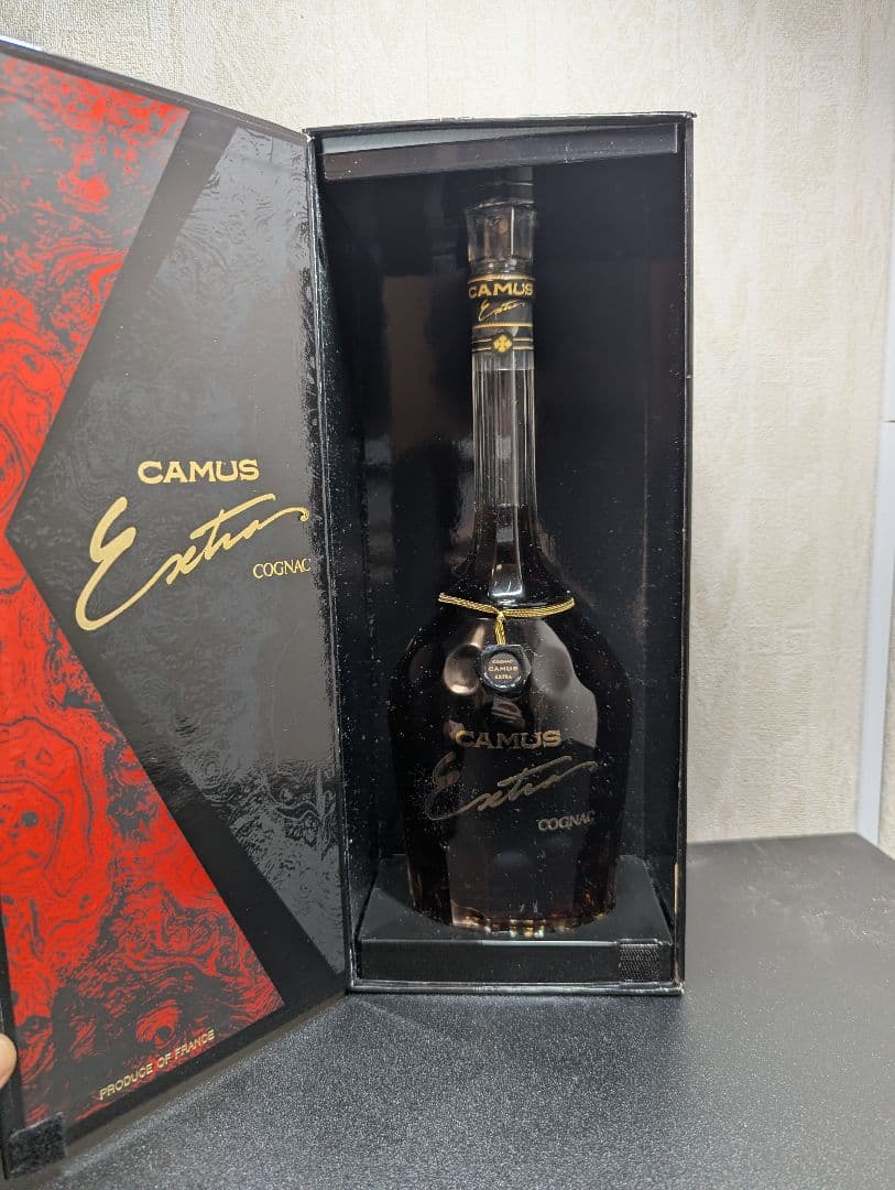 CAMUS Extrait コニャック ギフトボックス入り