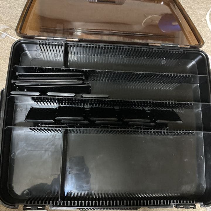 購入者現れないので、再出品しバラ売りにします