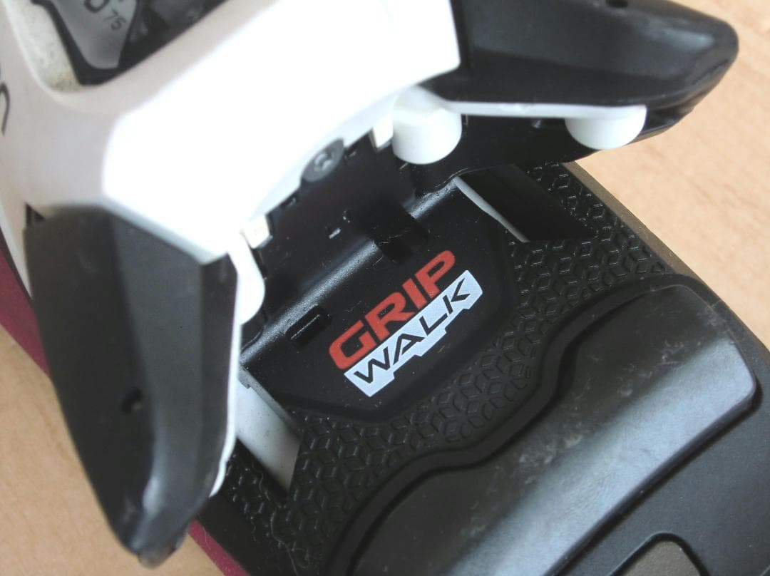 ■■送料無料■サロモン■子供用スキーフルセット■板120靴22■WAX済■■