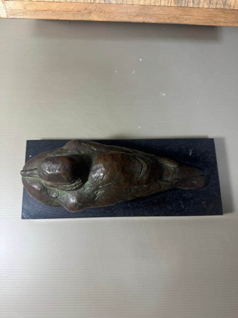 2347 希少　富永直樹作　眼鳩　置物