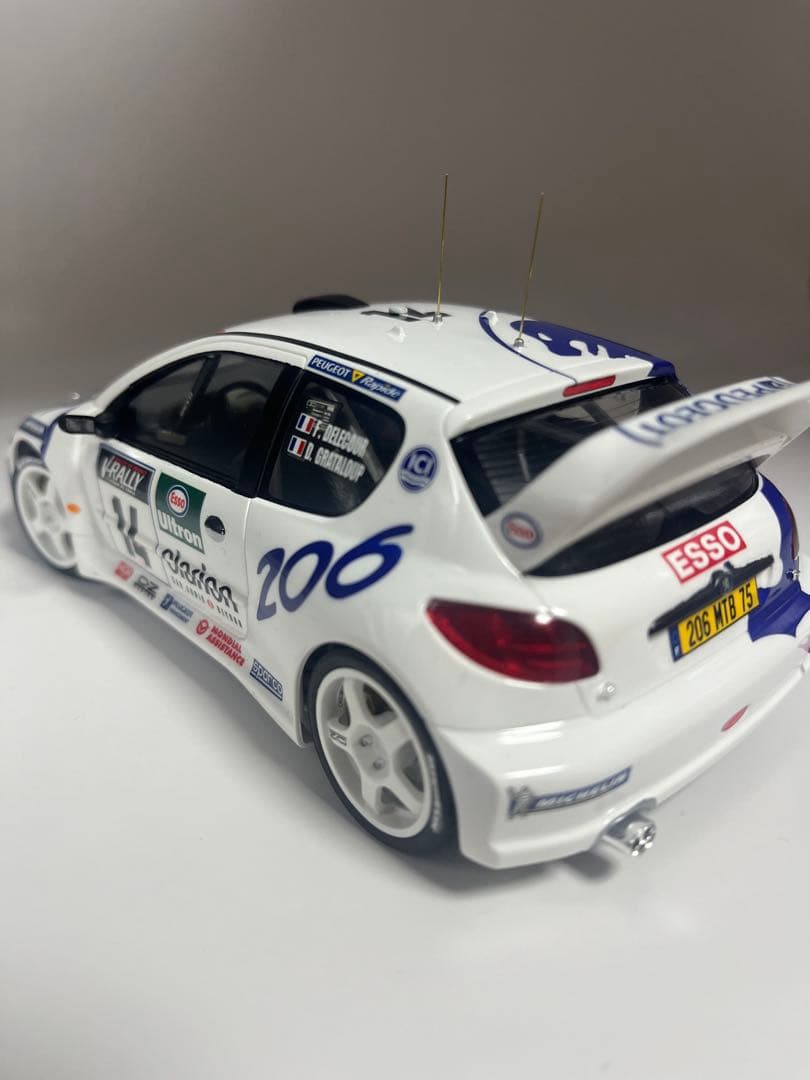 タミヤ 1/24 プジョー206 WRC プラモデル完成品