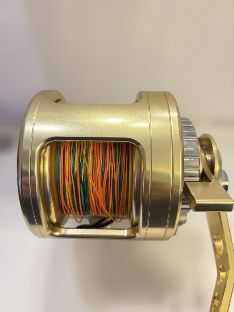 ストロングファイター　ビッグゲームロイヤルライト30 泳がせ　クエ　カンパチ