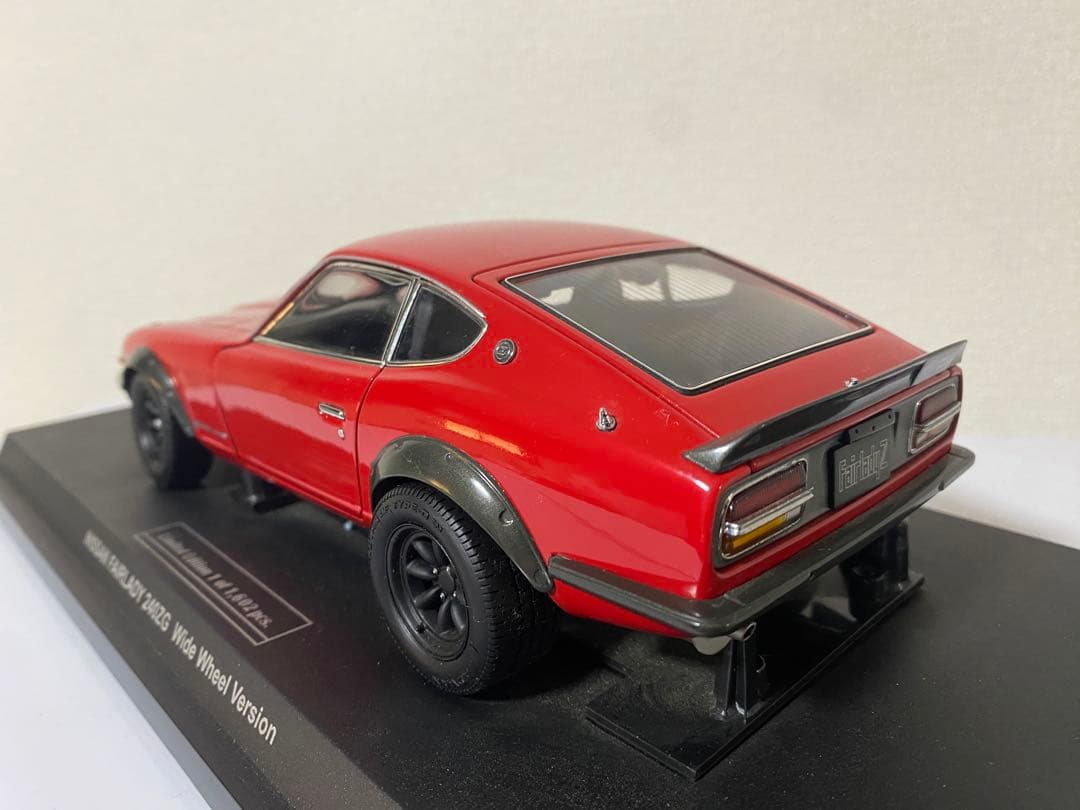 1/18 京商　日産　フェアレディ240ZG ワイドホイールバージョン　ミニカー