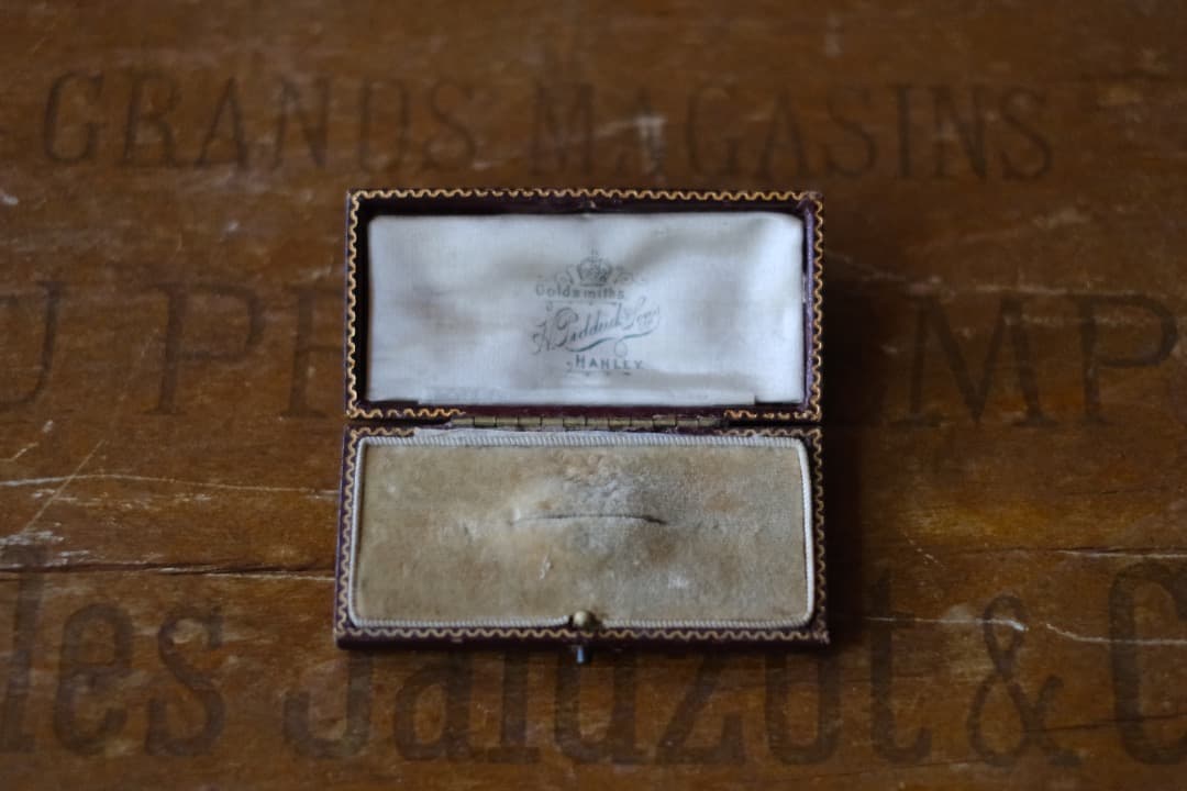 イギリスアンティーク｜ジュエリーボックス（27）