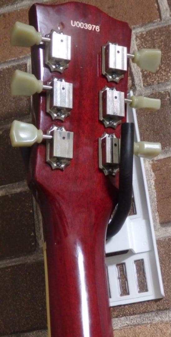 k*9様 カッコ良い！　Bacchus Liveroad レスポールタイプ