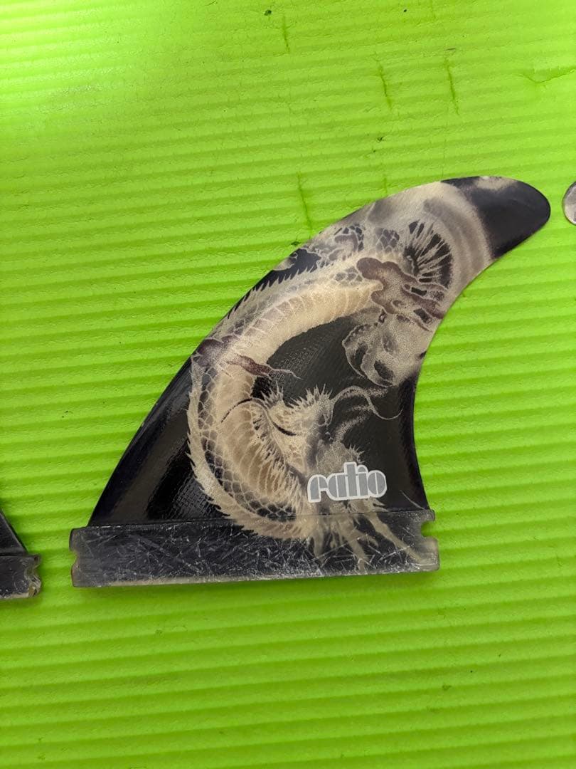 future finドラゴン柄 フィンセット 3枚 ratio