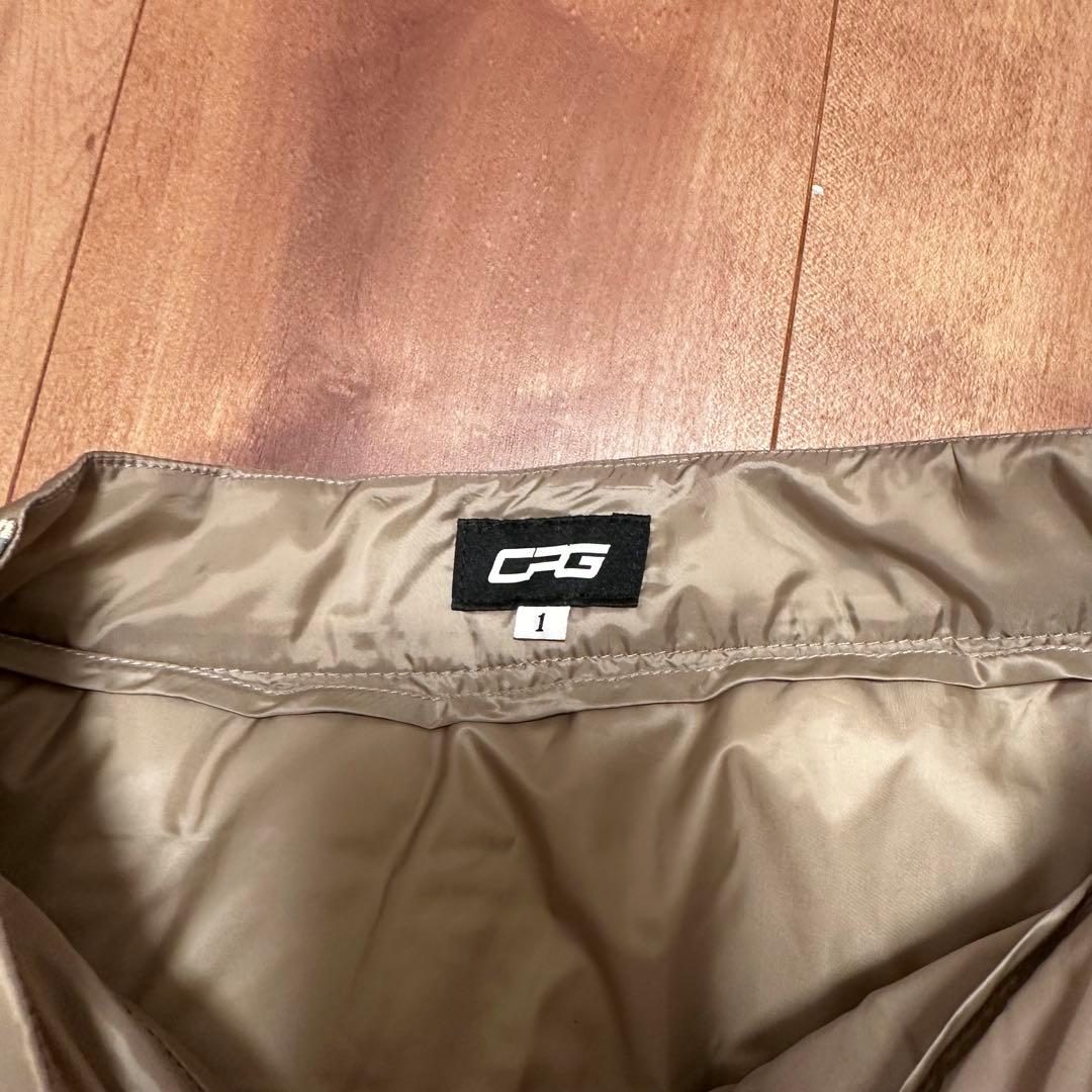 新品タグ付き　ダウンスカート　サイズ1 ベージュ　秋冬　ゴルフウェア　cpg