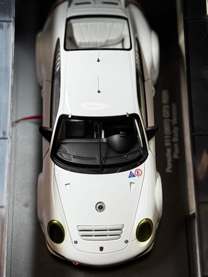 く*ん様 AUTOart 997 ポルシェ911 GT-3 RSR 1/18