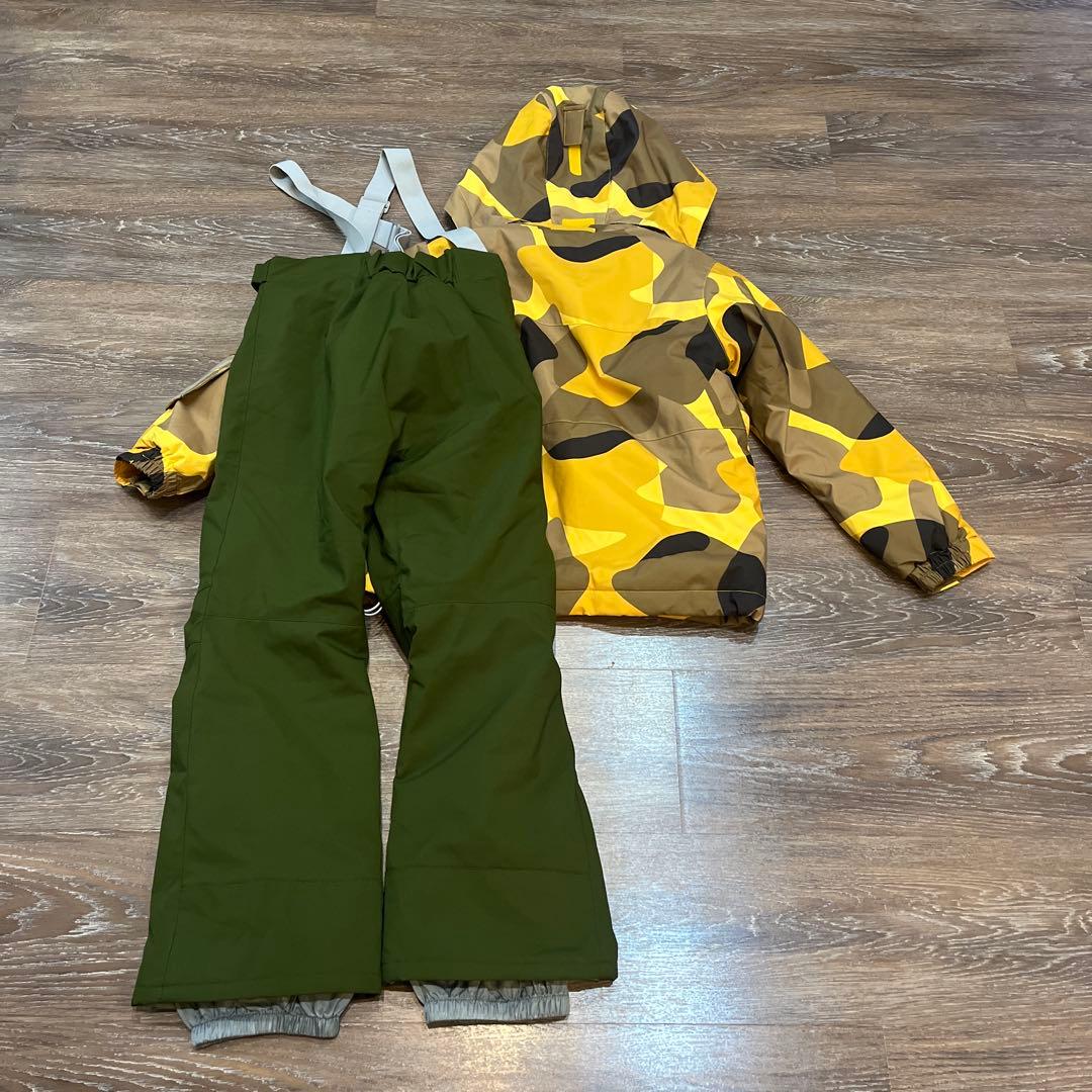 レセーダ　オンヨネ　美品　セットアップ　スキーウェア　140 男の子　女の子