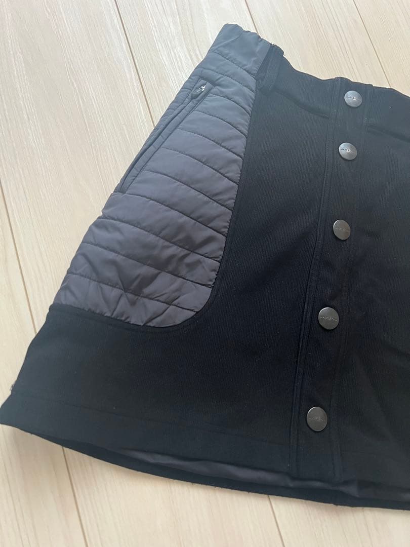 MARK&LONA 　ブラックAラインスカート　38サイズM