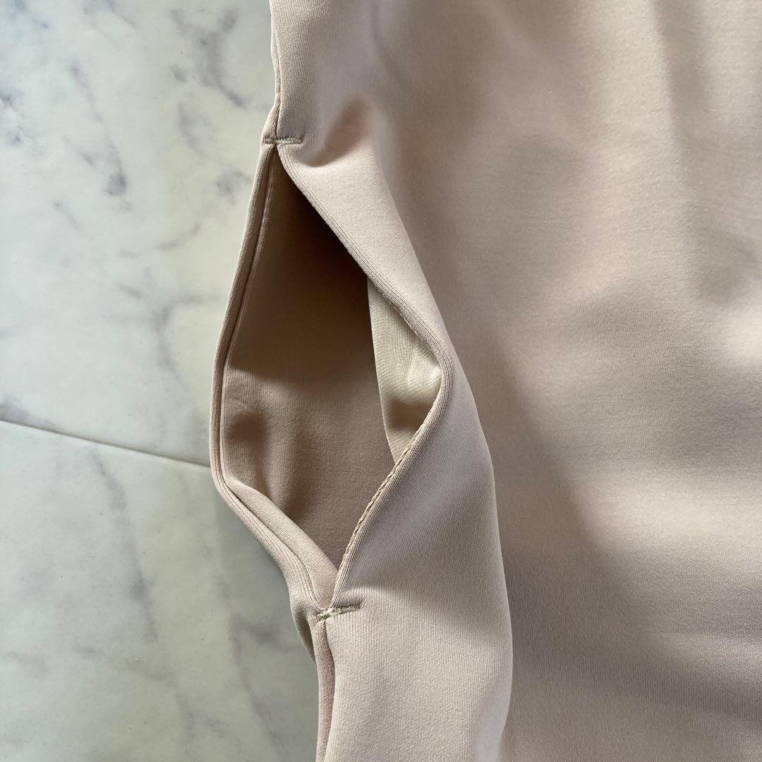 定価30800円【新品】レディースSブリーフィング モックネックワンピース薄茶