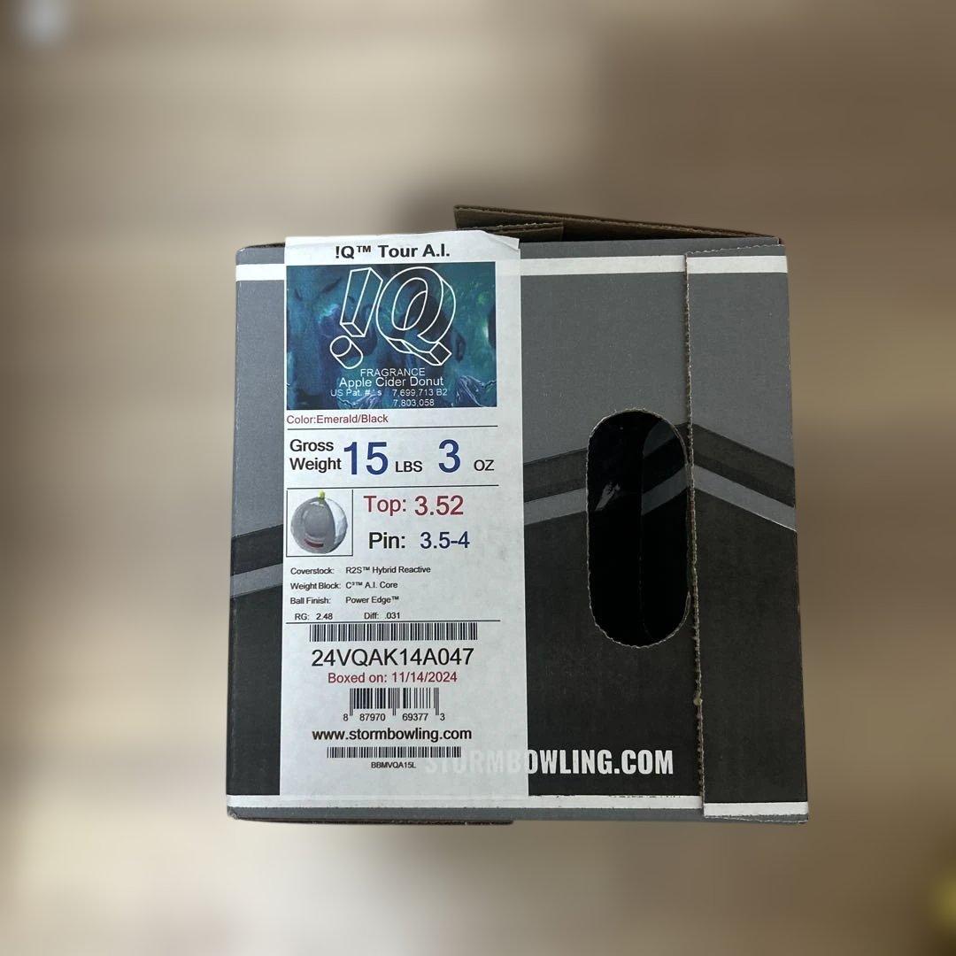 !QツアーAI ストーム　ボウリングボール