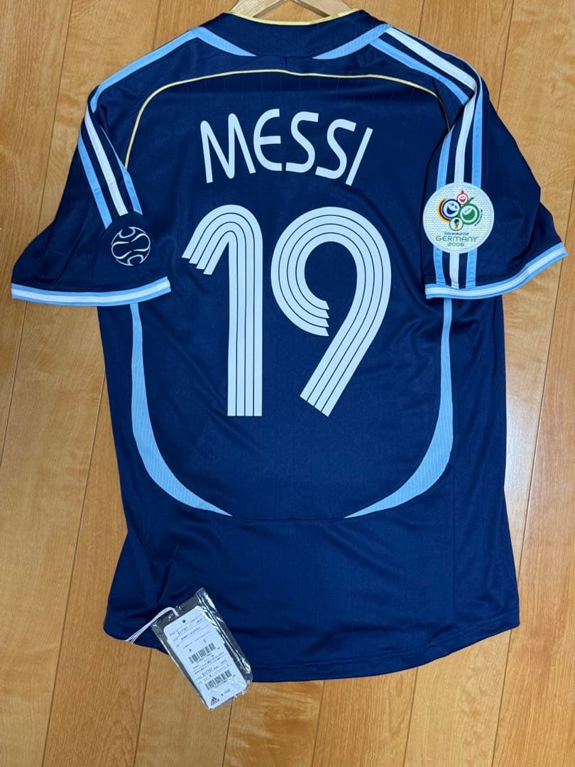 メッシ 19番 アルゼンチン代表　アウェイユニフォーム