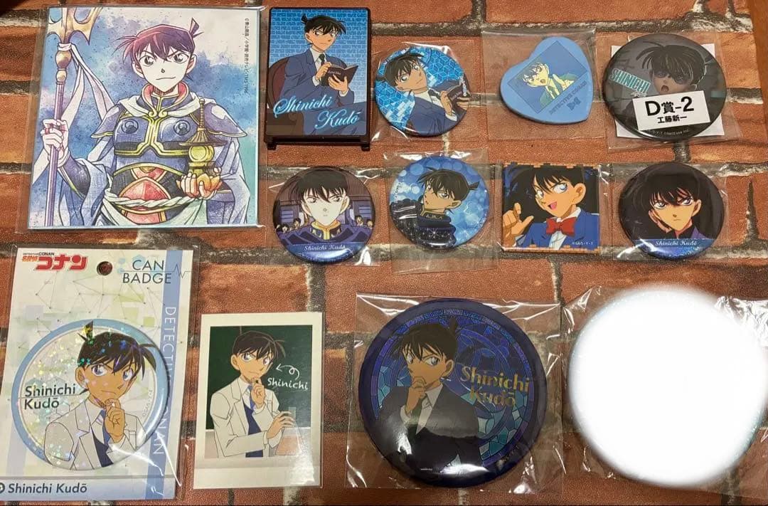 再値下げ　名探偵コナン　工藤新一　レア　缶バッジ　チャーム　ブロマイド