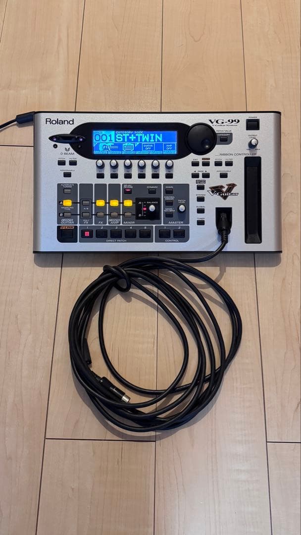 Roland VG-99 ギターシンセサイザー