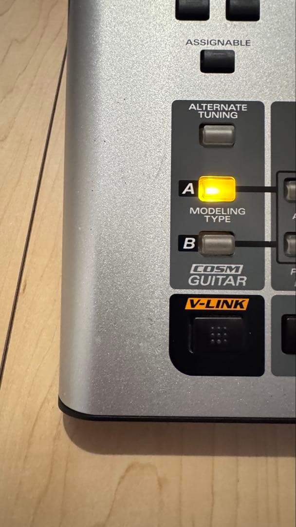 Roland VG-99 ギターシンセサイザー