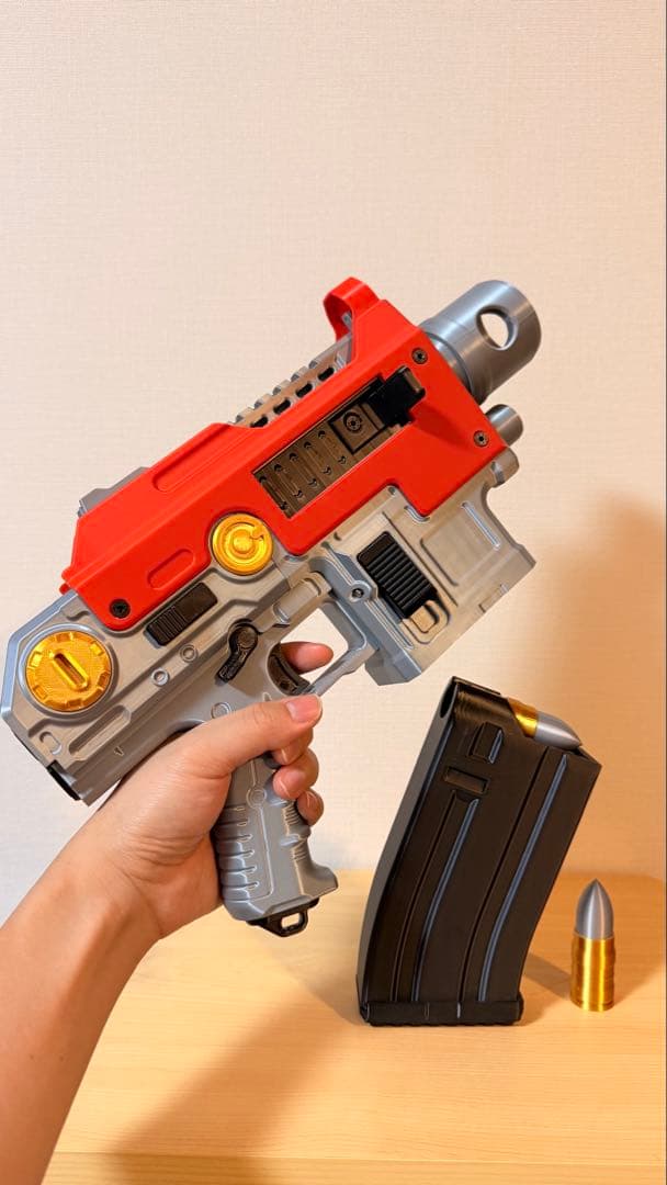 ウォーハンマー40K｜ボルトピストル ｜モデルガン｜コスプレ用｜可動ギミック付き